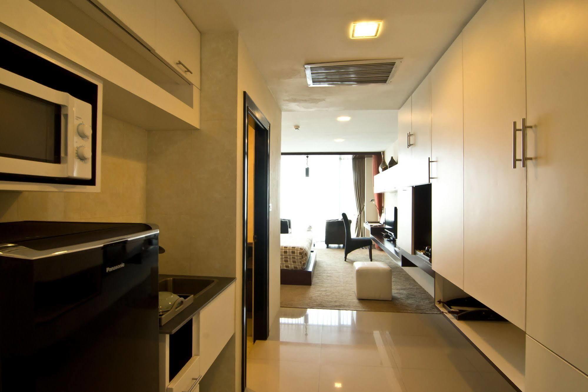 Rashmi'S Plaza Hotel Vientiane Exterior foto