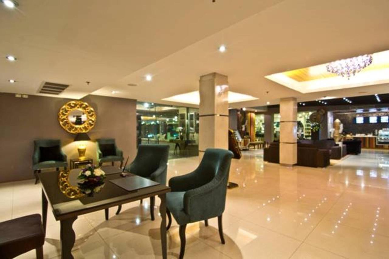 Rashmi'S Plaza Hotel Vientiane Exterior foto